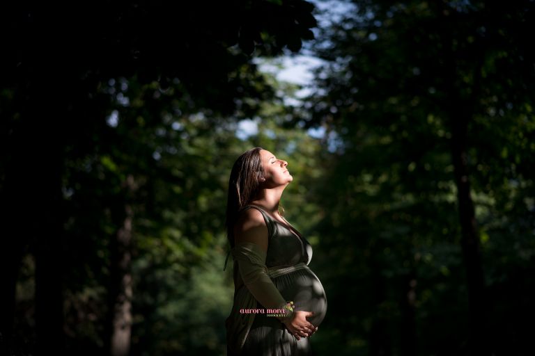 Fotos de embarazo en Madrid, sesion de fotos en el retiro, sesion de fotos en el templo de debod, madrid. fotos de embarazo, fotos en madrid, fotografo de boda en madrid002