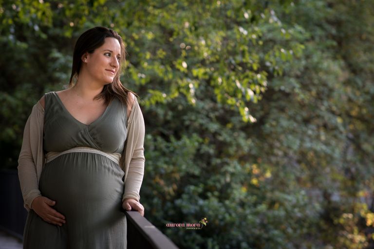 Fotos de embarazo en Madrid, sesion de fotos en el retiro, sesion de fotos en el templo de debod, madrid. fotos de embarazo, fotos en madrid, fotografo de boda en madrid010